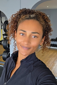 Nia